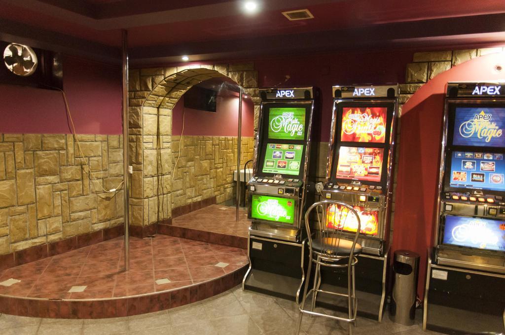 Uslugi Hotelarskie Las Vegas เมียดซิเจส พอดลาสกี ภายนอก รูปภาพ